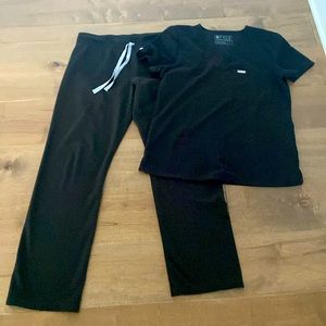 Catarina scrub top, Livingston scrub pants.